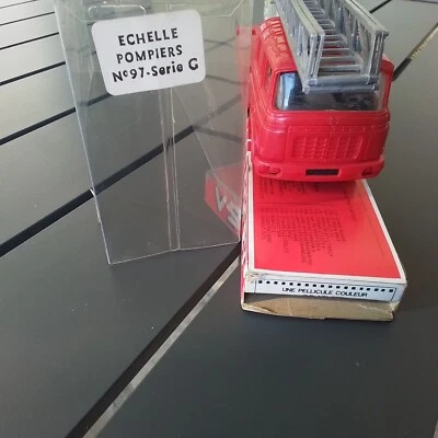 NOREV Berliet GAK grande échelle pompiers ( plastique)   Boîte vitrine d'origine - Photo 1/2