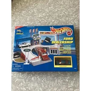 1996 Mattel Hot Wheels Ford Dealership IN ORIGINAL BOX 65695 NIB SEALED - Picture 1 of 4