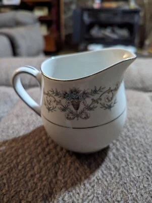 Premier Creamer тонкий фарфор Китай Японии Маргарет  - Изображение 1 из 4