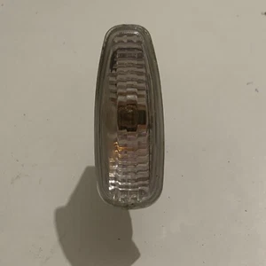 Kia Ceed Sw Ed 1.4 92303-3L1 Indicator for both side fenders - Picture 1 of 7