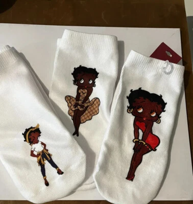 Juego de 3 calcetines Betty personalizados Foto 1 de 4