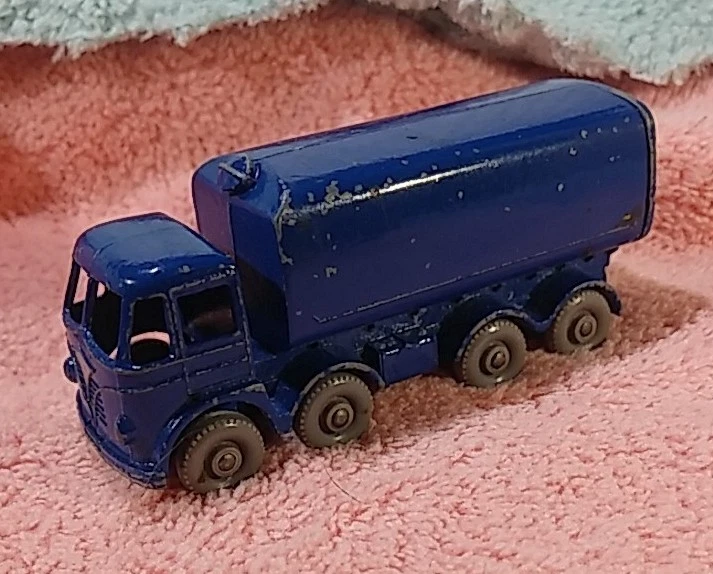 Vtg. Matchbox #10-C V.1  Sugar Container Truck, Crown Decal On Back Grey Wheels - Image 1 of 4
