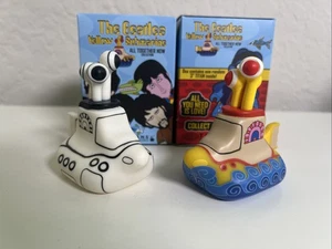 Titans Beatles Yellow Submarine 3" Misterioso Mini Figuras 2 Subs 1 B&W Chaser - Imagen 1 de 14