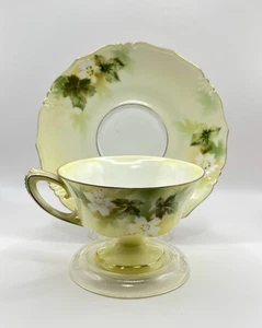 Antigua taza y platillo RS Prusia anterior a 1910 Alemania raro delicado borde floral dorado - Imagen 1 de 16