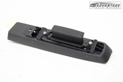 2019 - 2022 福特 Transit CONNECT 后部左滑动门板内部手柄原始设备制造商 — 第 1/4 张图片