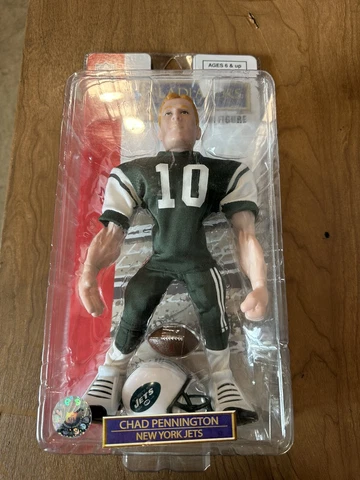 New NFL Gladiators Of The Gridiron Chad Pennington 9  New York Jets figure Cover