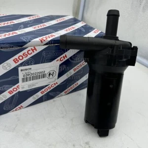 New Electric Intercooler Water Pump 317GPH 12V Air 0392022002 for Range Rover - Picture 1 of 8