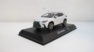 1:43 KYOSHO TOYOTA LEXUS NX450H+ HYBRID WHITE DIECAST CARS - Picture 1 of 7