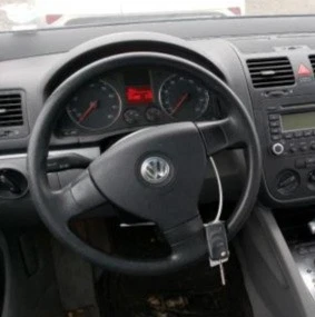 Airbag volante conductor Volkswagen Jetta LH 2005-2007 OEM Foto 1 de 4