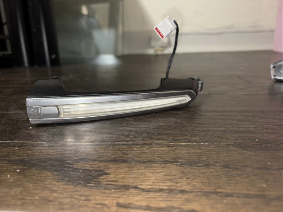 Manijas de puerta exteriores del lado del conductor 13-17 Cadillac Xts OEM negras Foto 1 de 3