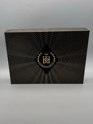 Kollegah Monument Deluxe Box, Top Zustand! (Inklusive Hoodtape 3) - Bild 1 von 4
