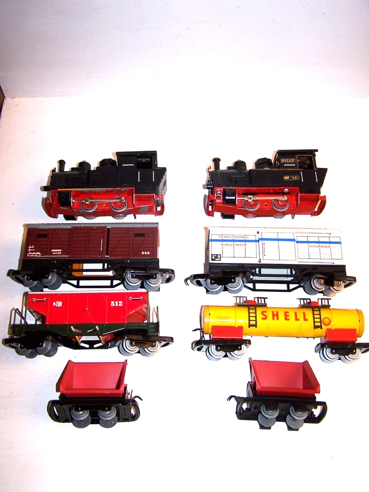 Konvolut alte Biller Bahn Spur 0e Eisenbahn 2 Dampflokomotiven + 6 Güterwagen - Bild 1 von 4