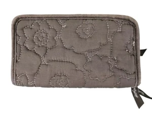 Thirty-One Brown Quilted Poppy Floral Wallet Zip Around Folding Card Holder EUC - Picture 1 of 5