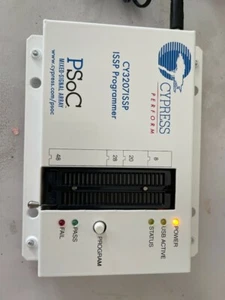 CYPRESS CY3207ISSP ISSP In-System Serial Programmer - Picture 1 of 5