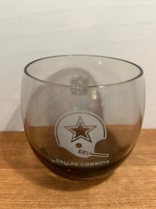Vintage NFL Dallas Cowboys Etched Smokey Glass Whiskey Roly Poly Tumbler - Bild 1 von 5