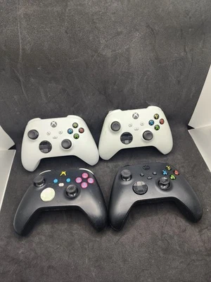 (SIN PROBAR) Controlador Inalámbrico Xbox Series X/S - Paquete de 4 Sin Placas Traseras y Baterías Foto 1 de 4