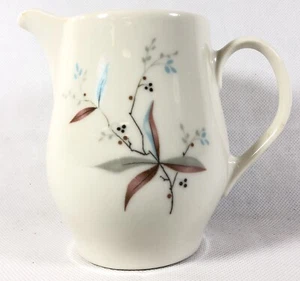 SYRACUSE CHINA CAREFREE CREAMER FINESSE PATTERN USA - Picture 1 of 4