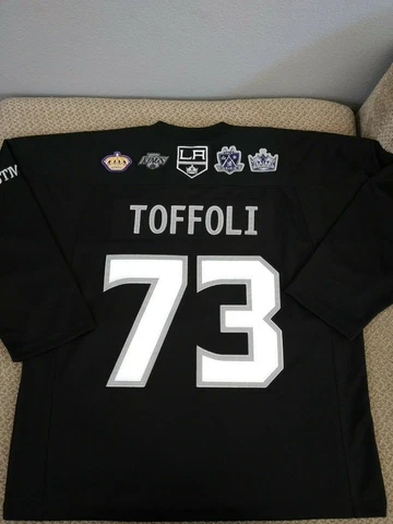 Los Angeles Kings jersey medium Toffoli season ticket member jersey Cover