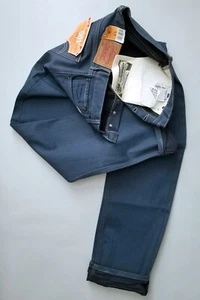 LEVIS 501 ORIGINAL MENS STRAIGHT LEG SHRINK-TO-FIT 5-POCKETS RIGID JEANS  - Picture 1 of 9