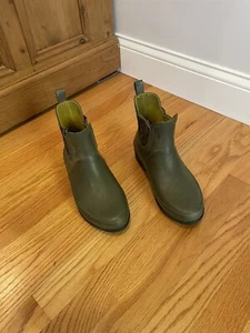 LL Bean Wellie Boots Size 8M Hunter Green with Camo Ankle Rubber Chelsea Rain - Picture 1 of 7