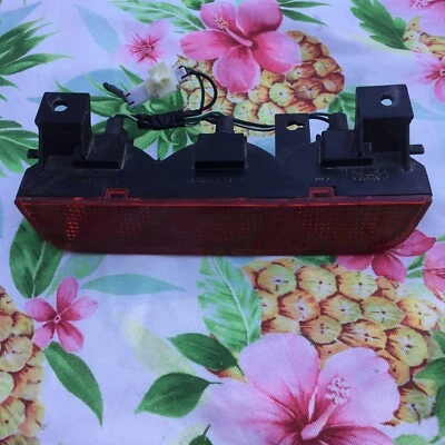 2001 2002 2003 2004 2005 年三菱 Montero Third 3rd 刹车灯 P0223 原始设备制造商 — 第 1/4 张图片