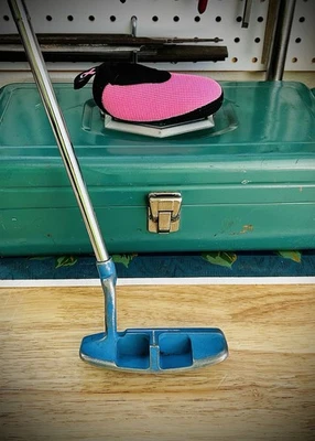 Putter Rainbow Original EE. UU. 01 Vintage Azul R/H 32.5" Nuevo Agarre/Cubierta para Cabeza ¡DULCE! Foto 1 de 4