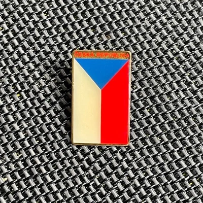 Prendedor de solapa tono dorado bandera roja azul blanca 1' República Checa Ceska República Foto 1 de 2
