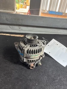 Alternator TOYOTA SIENNA 04 05 06 - Picture 1 of 5
