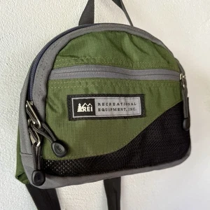 REI Wandern Reise Bauchtasche Hüftgürtel olivgrün Unisex mehrere Taschen - Bild 1 von 8