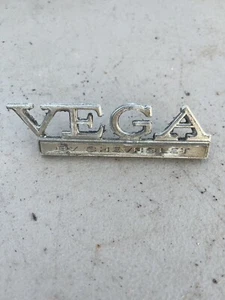 Chevrolet Vega Emblem, Original GM, Chevy - Bild 1 von 2