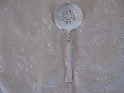 Placa de prata para servidor de tomate Nobility Wind Song - Imagem 1 de 4