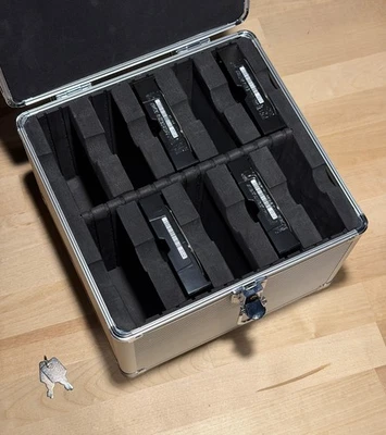 Western Digital AZUL - DISCO DURO 4TB - D40EZAZ SATA 6Gb/s - 4 unidades con FUNDA INCLUIDA Foto 1 de 4