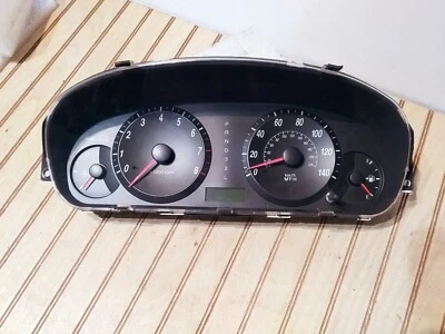 HYUNDAI ELANTRA CUADRO DE INSTRUMENTOS AUTOMÁTICO ABS KILOMETRAJE DESCONOCIDO 2004-2006 Foto 1 de 4