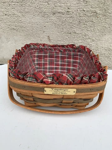 Longaberger Vintage 1993 Christmas Collection Basket with fabric & plastic liner Cover