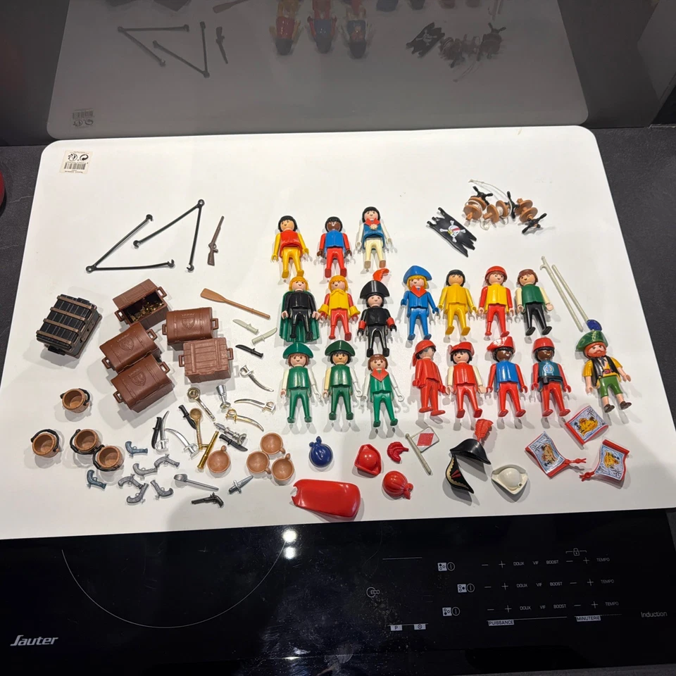 PLAYMOBIL vintage lot pirates coffre carte trésor Armes set 3542 de 1978 / 3550 - Photo 1/4