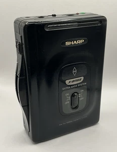 Sharp Kassettenspieler AM-FM Auto Reverse X Bass JC-516BKB mit Clip - Bild 1 von 5