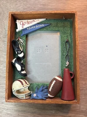 Russ Barrie And Co. Marcos de fotos de fútbol americano de cerámica de tiempos antiguos Foto 1 de 4