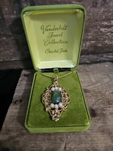Vntg Gold-tone Filigree Pendant Necklace, Vanderbilt Jewel-Oriental Jade Org Box - Picture 1 of 20