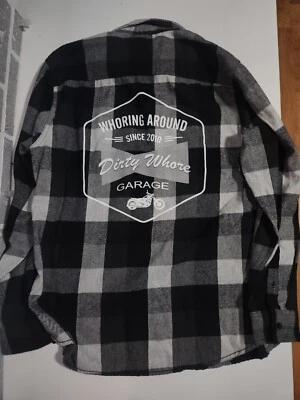 Dirty Whore Garage franela hombre talla grande Foto 1 de 4