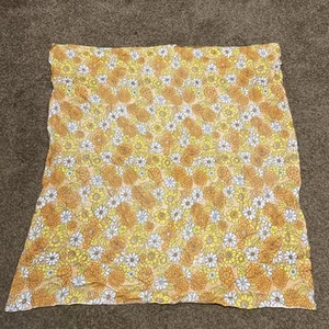 Vintage Floral Tablecloth Orange Yellow White 1970s Knit 50” X 46” - Picture 1 of 3