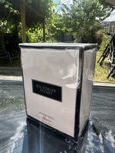Victoria's Secret BOMBSHELL PARIS Perfume 100ml SEALED from USA ๐บ๐ธ๐บ๐ธ๐บ๐ธ - Picture 1 of 2