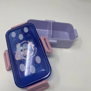 Fiambrera Oficial Sanrio Little Twin Stars / Caja Bento / Contenedor de Alimentos 4 Clips - Imagen 1 de 3