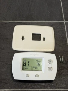 Honeywell Thermostat TH5220D1003 Focuspro 5000 nicht programmierbar manuell funktioniert - Bild 1 von 6