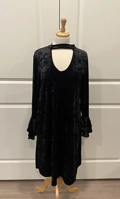 Vestido de Terciopelo Negro Vintage Manga Campana Grande Gargantilla Gótica Caprichosa Grunge Años 90 Foto 1 de 4