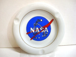 Logo palla di carne NASA Space Center 5" sigaro 3 punti posacenere fascia oro stelle vintage raro - Foto 1 di 7