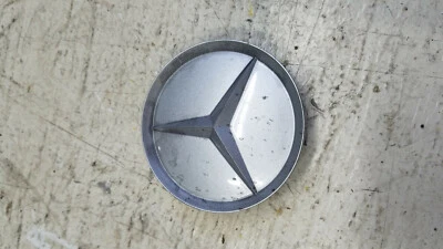 Tapa central llanta Mercedes-Benz CLK320 2003 FABRICANTE DE EQUIPOS ORIGINALES Foto 1 de 4
