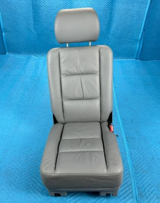Mercedes G500 G55 AMG 2nd Row Seat Complete Passenger's Side RH Gray 02-05 OEM - Изображение 1 из 4