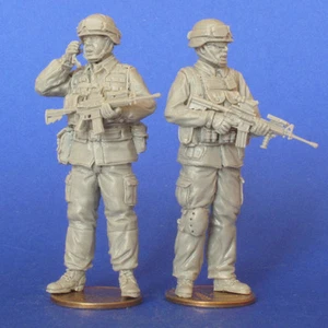 MasterClub 1/35 moderne US American Soldier Harz Figuren - 2 Figuren (35192) - Bild 1 von 6