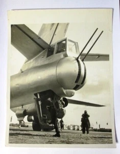 Photo Depicting A Member Of The Crew Of A Soviet Bomber - Picture 1 of 3