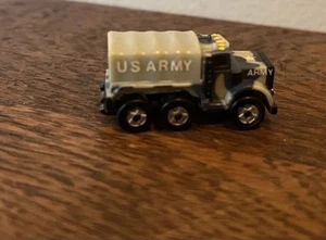 1984 Micro Machines Insiders US Army Cargo Truck & Schwimmwagen Open Up - Bild 1 von 5